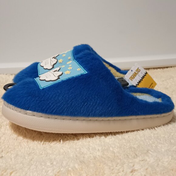 NWT ~ Snoopy (S/M) Sherpa Fleece Lined Plush Scuff Slippers - Picture 3 of 6